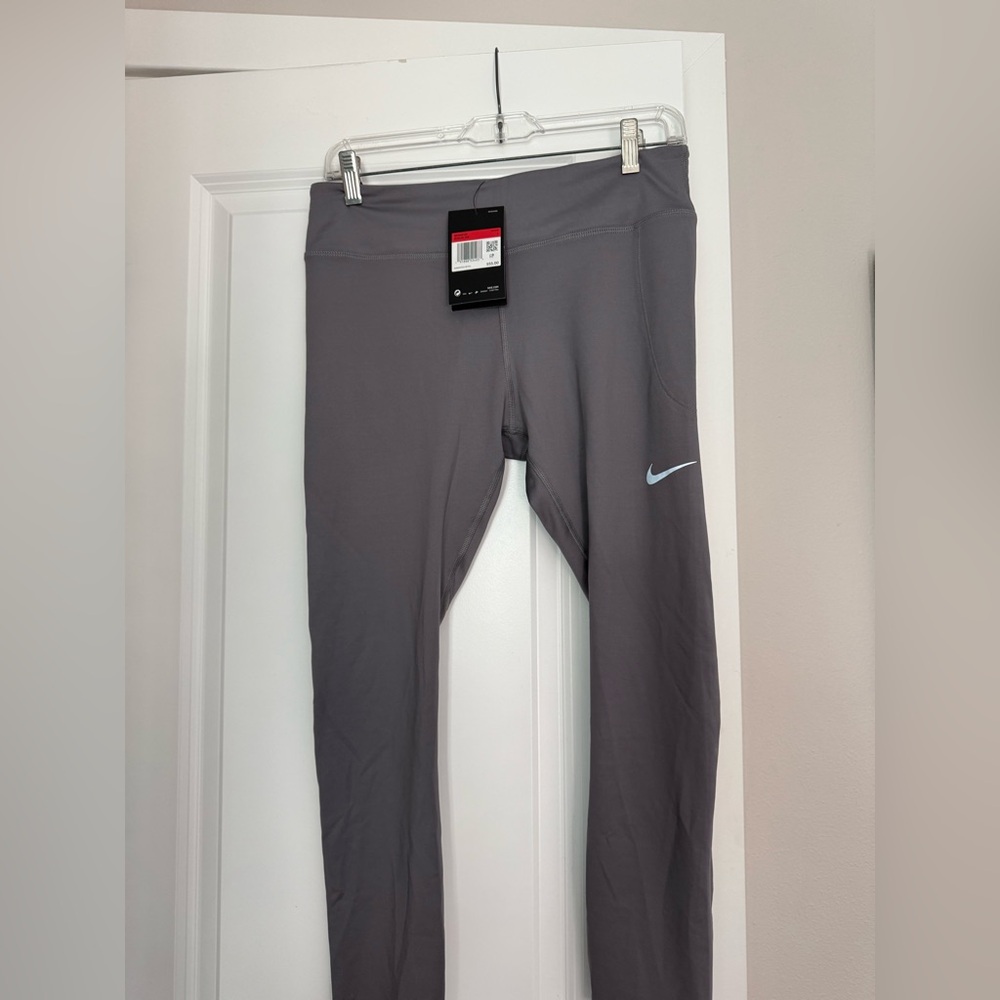 Nike Graphite Colored Cropped Running Leggings Size L NWT